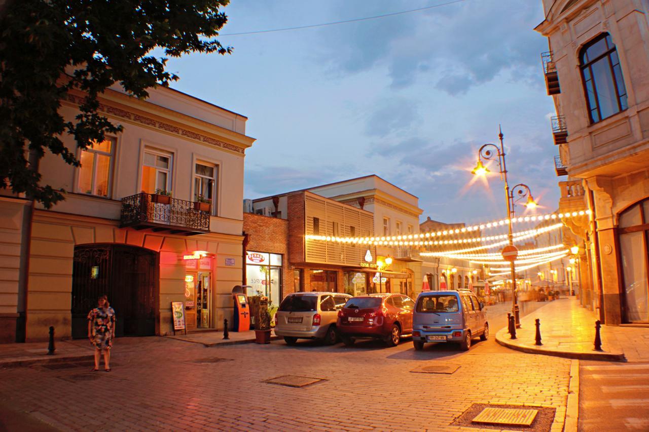 Four Rooms Tbilisi ภายนอก รูปภาพ